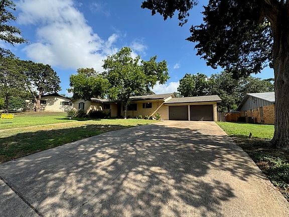 4th image of 9731 Timberview Dr
