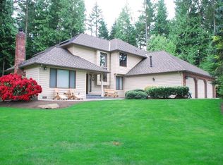 18223 NE 205th St, Woodinville, WA 98077