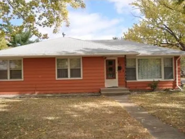6200 Dupont Ave N, Brooklyn Center, MN 55430