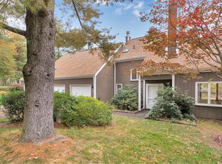 2 Meadow Trl, Chappaqua, NY 10514