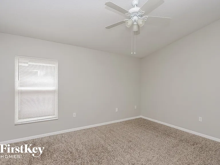 1703 Hulett Dr — Photo 7