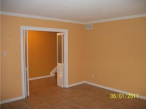 4th image of 875 Martin Behrman Ave