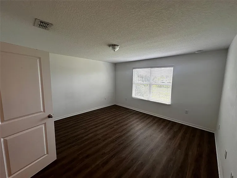 306 Madison Dr — Photo 11