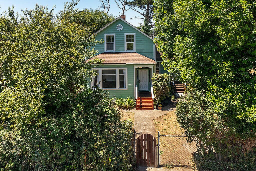 3276 D St, Hydesville, CA 95547 Zillow