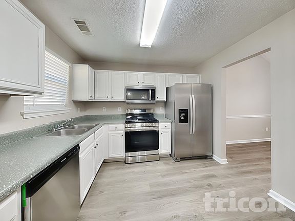 5th image of 2135 Mulberry Ln