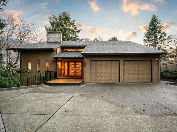 822 SE Morgan Rd, Vancouver, WA 98664