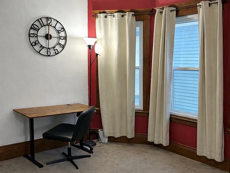 417 W Delavan Ave #2 — Photo 9