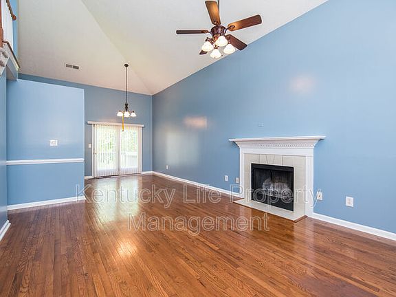 3rd image of 296 Forest Hill Dr