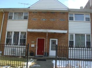 7651 N Greenview Ave, Chicago, IL 60626