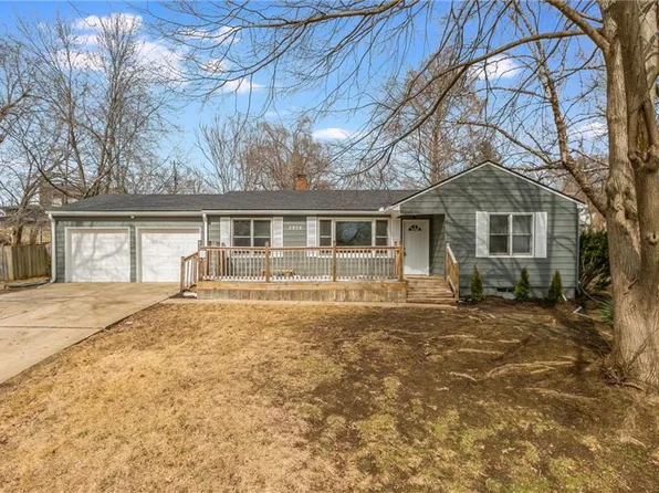 5804 Hedges Ave, Raytown, MO 64133