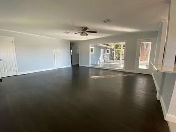 4th image of 16 Jeff Rd