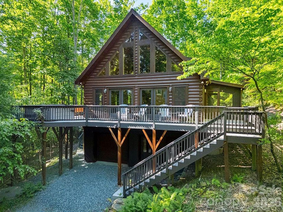 1st image of 130 Greenfield Cir