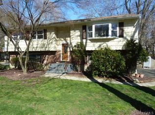 129 Rockland Ln, Spring Valley, NY 10977