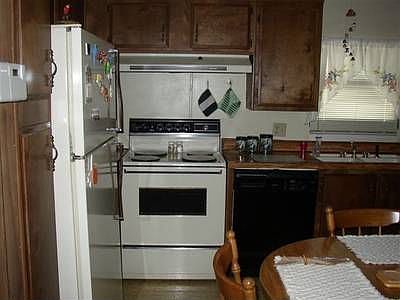 2nd image of 4141 Missouri St