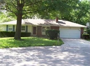 211 Rex Rd, Liberty, MO 64068