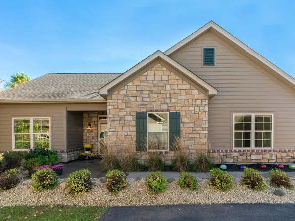 24064 Rivers Edge Rd, Rogers, MN 55374