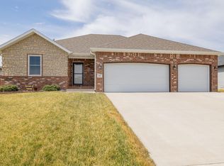 757 N Glenwood Avenue, Republic, MO 65738