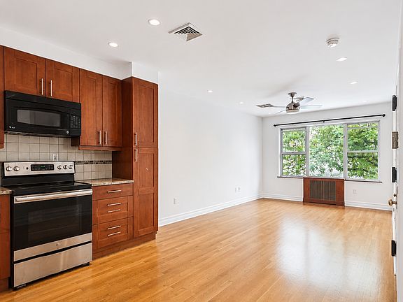 3rd image of 22-38 43rd St #2A