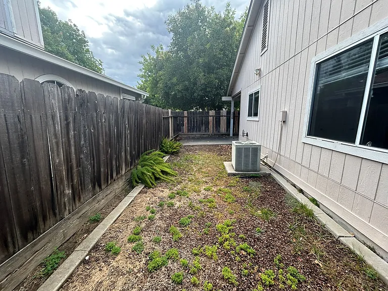 2924 Merle Ave — Photo 27