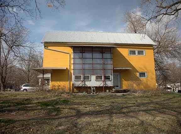 1144  Pennsylvania St Lawrence, KS listing photo #5