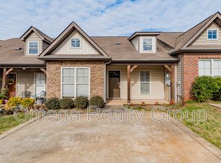 200 The Heights Dr, Calera, AL 35040