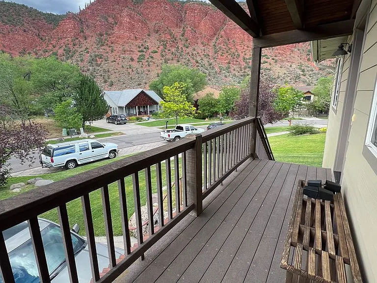 3951 Sky Ranch Dr — Photo 3