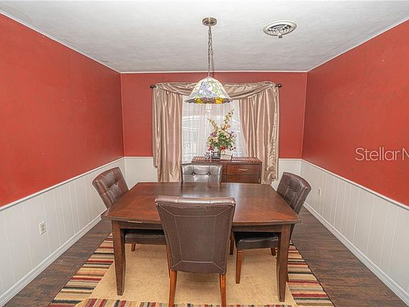 5th image of 812 Hastings Dr