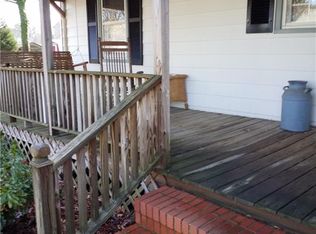 614 Woodstock Rd, Virginia Beach, VA 23464