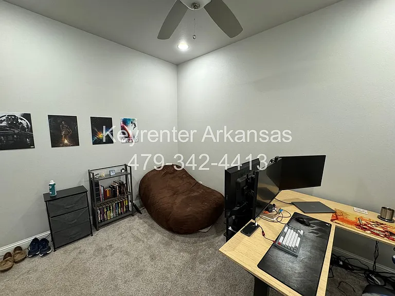 4606 Lily St — Photo 12