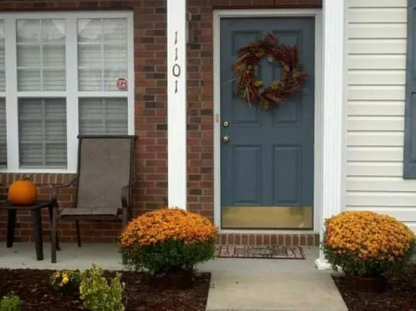 1101 Glory Vine Rd, Whitsett, NC 27377