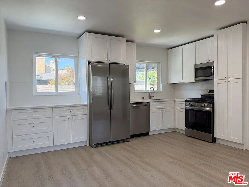 1 bed, 1.0 bath, 650 sqft, $2,095 — Photo 1