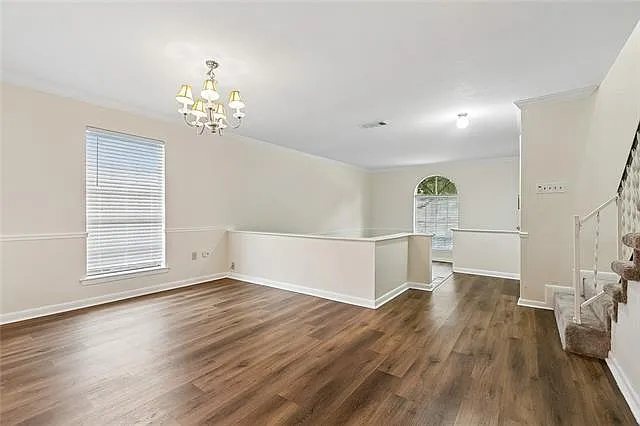218 Aurora Ave — Photo 3