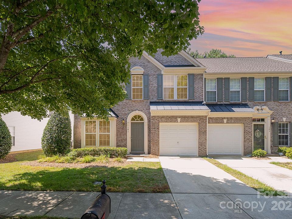 1st image of 141 Cypress Landing Dr