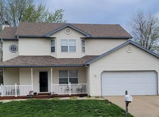 908 Amesbury Ct, Belleville, IL