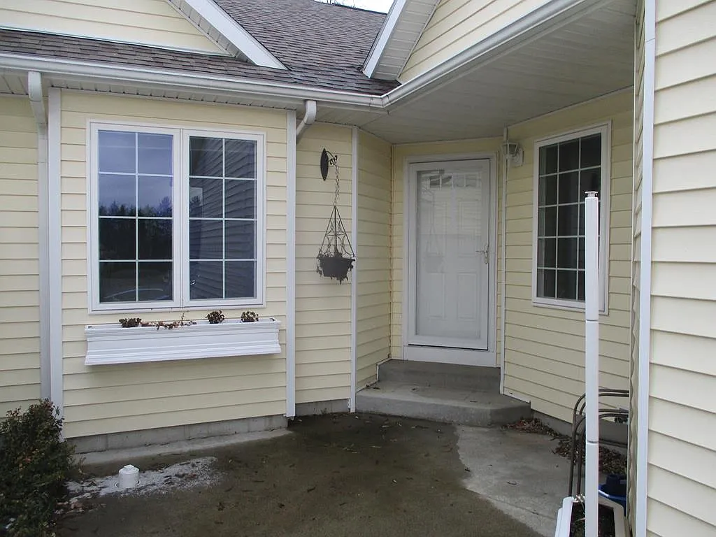 441 Demarest Pkwy photo 1