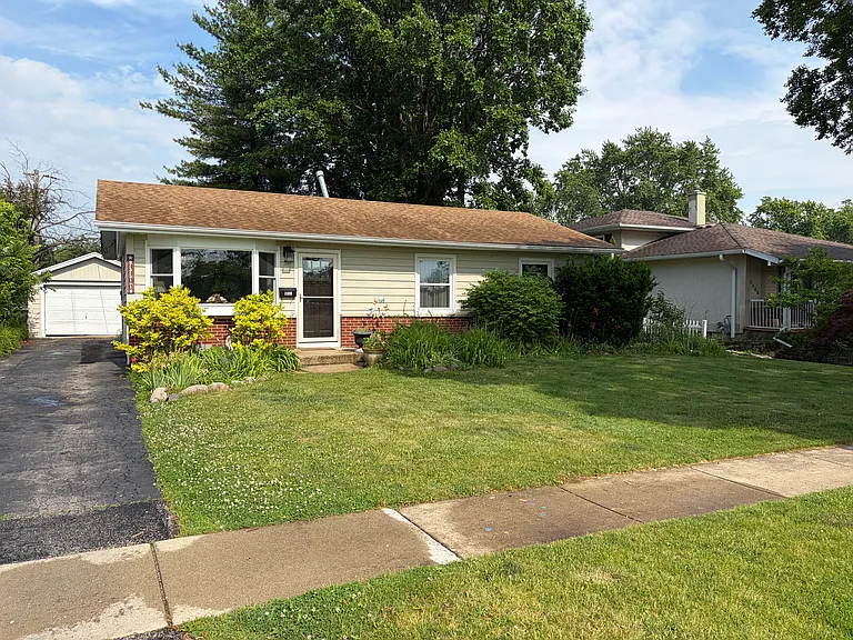3300 Wren Ln — Photo 1