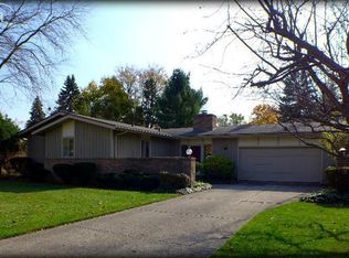 1242 Pleasantview Dr, Flushing, MI 48433