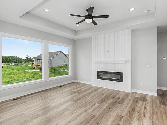 3rd image of 335 Springer Ct