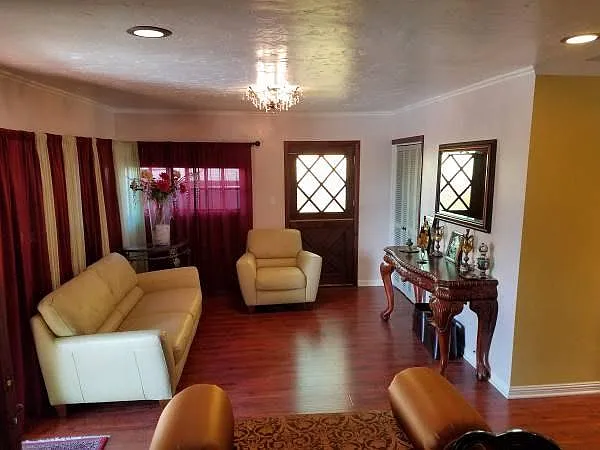 living room #1 (view as soon as you enter the front door)