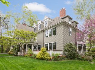 5 Maple St, Brookline, MA 02445