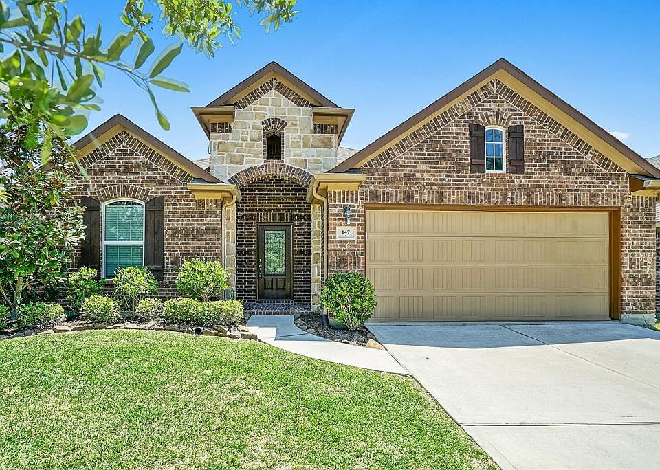 1st image of 147 Forest Heights Ln