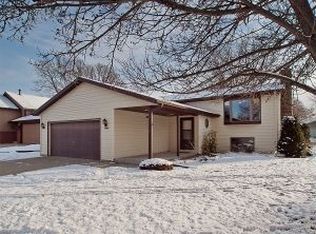 1908 24th St SE, Rochester, MN 55904