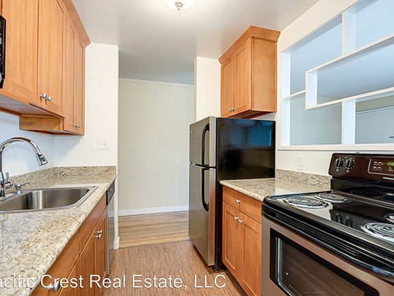 4th image of 831 W Nickerson St APT 18