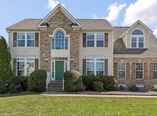 13725 Litwack Cove Dr, Chester, VA 23836