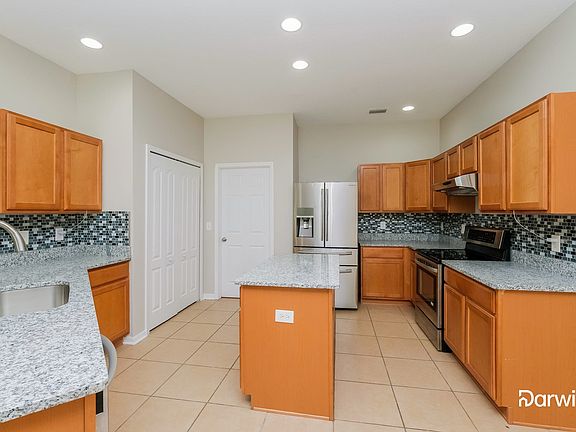 3rd image of 4277 Maplehurst Way