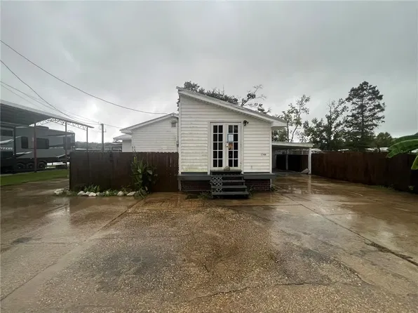 22406 Teal St, Maurepas, LA 70449