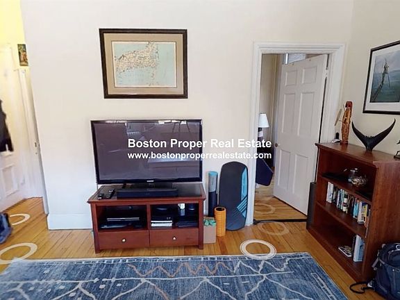 92 Marlborough St. #5 Boston - Back Bay Unit Photo 4