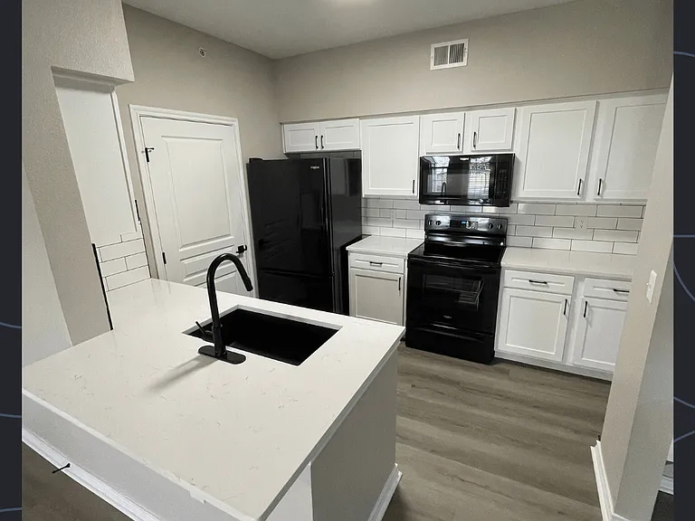 Stoneleigh Centerton Apartments — Photo 32