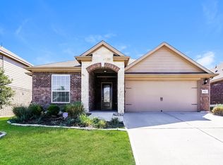 912 Summer Stream Rd, Denton, TX 76207