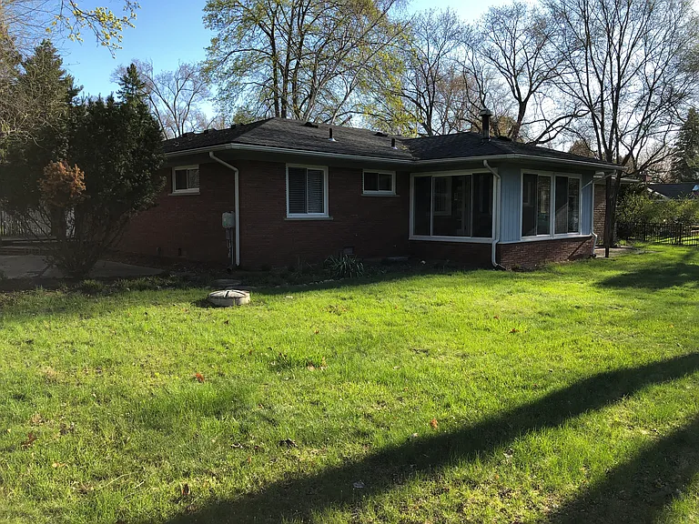 24605 N Cromwell Dr — Photo 5